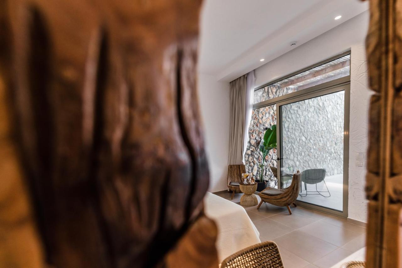 Delfini Beach Hotel & Suites Archangelos  Exterior foto